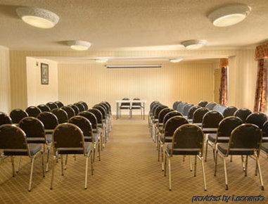 Days & By Wyndham Germantown Area Hotel 2*